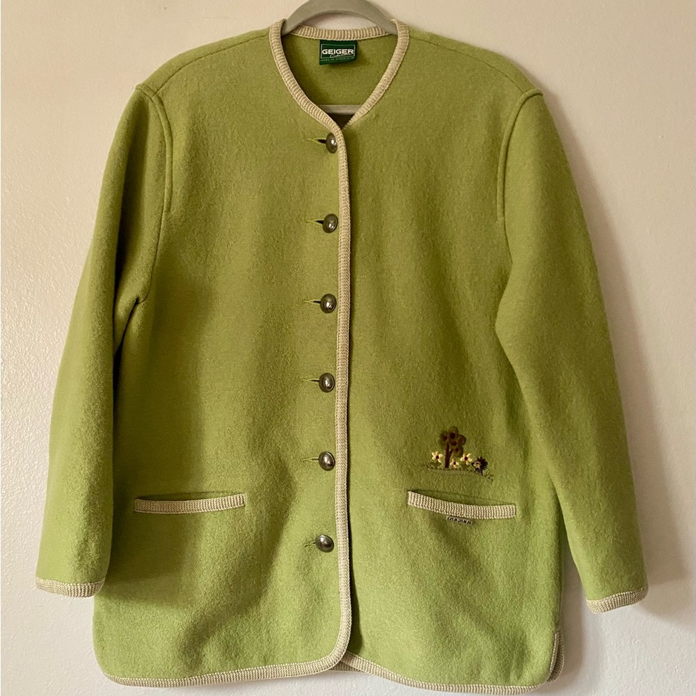 Geiger Collection   Austria Embroidered Boiled Wool Green Jacket size 40